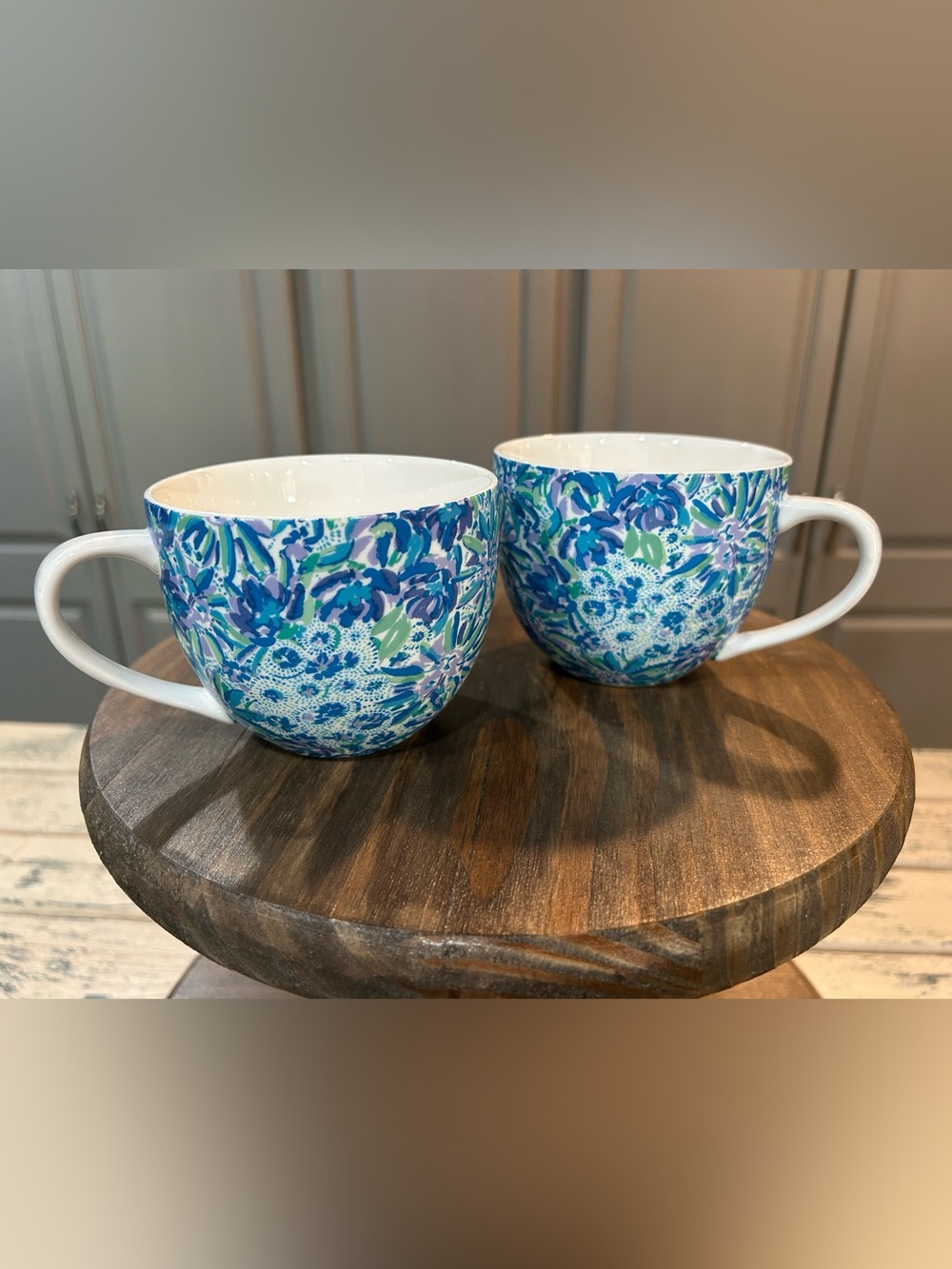 Lilly Pulitzer Hidden Lion Aqua Blue & Lilac Purple Floral Coffee Tea Mug Cups